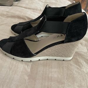 The Flexx Shoe/Wedge 9